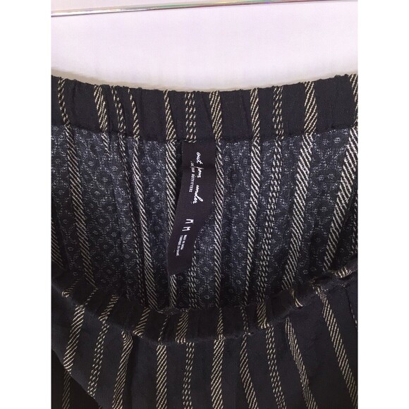 Out From Under Black Striped‎ Strapless Jumpsuit Women’s Size Medium NEW - Picture 4 of 7